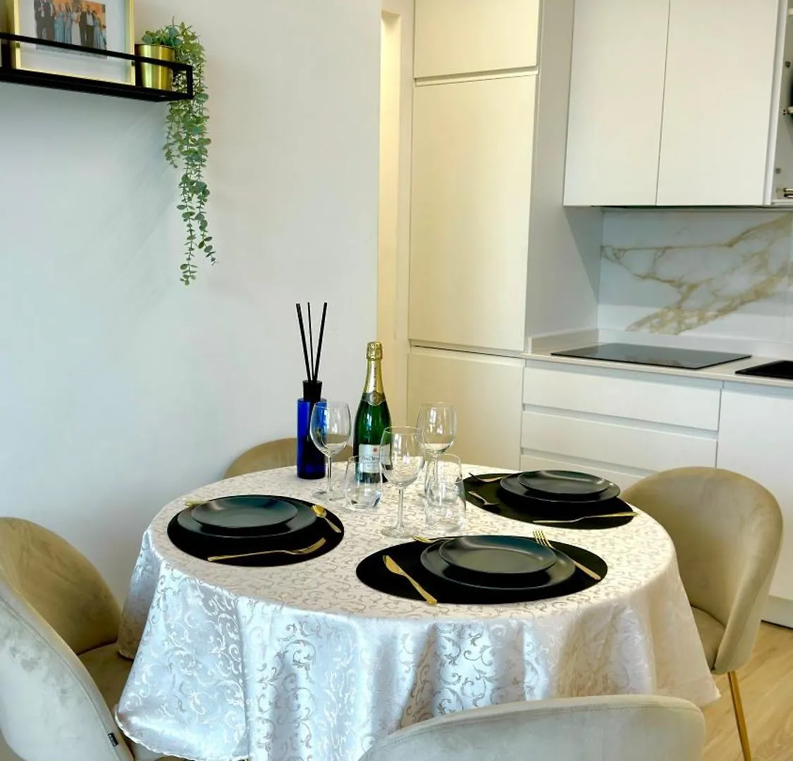 Suite Marina Resort Borghetto Appartamento Bilocale 2 Letti Matrimoniali Parcheggio Omaggio Borghetto Santo Spirito Apartment