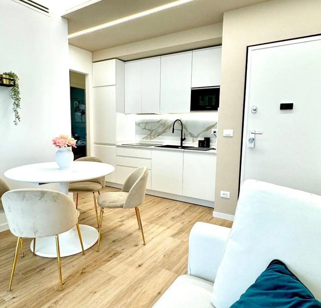 Suite Marina Resort Borghetto Appartamento Bilocale 2 Letti Matrimoniali Parcheggio Omaggio Borghetto Santo Spirito 0*,  Italy